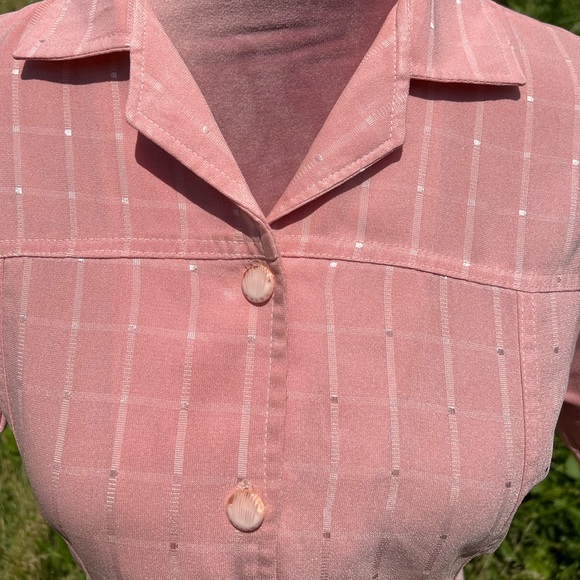 Barbie core Pink button-up - Picture 3 of 5